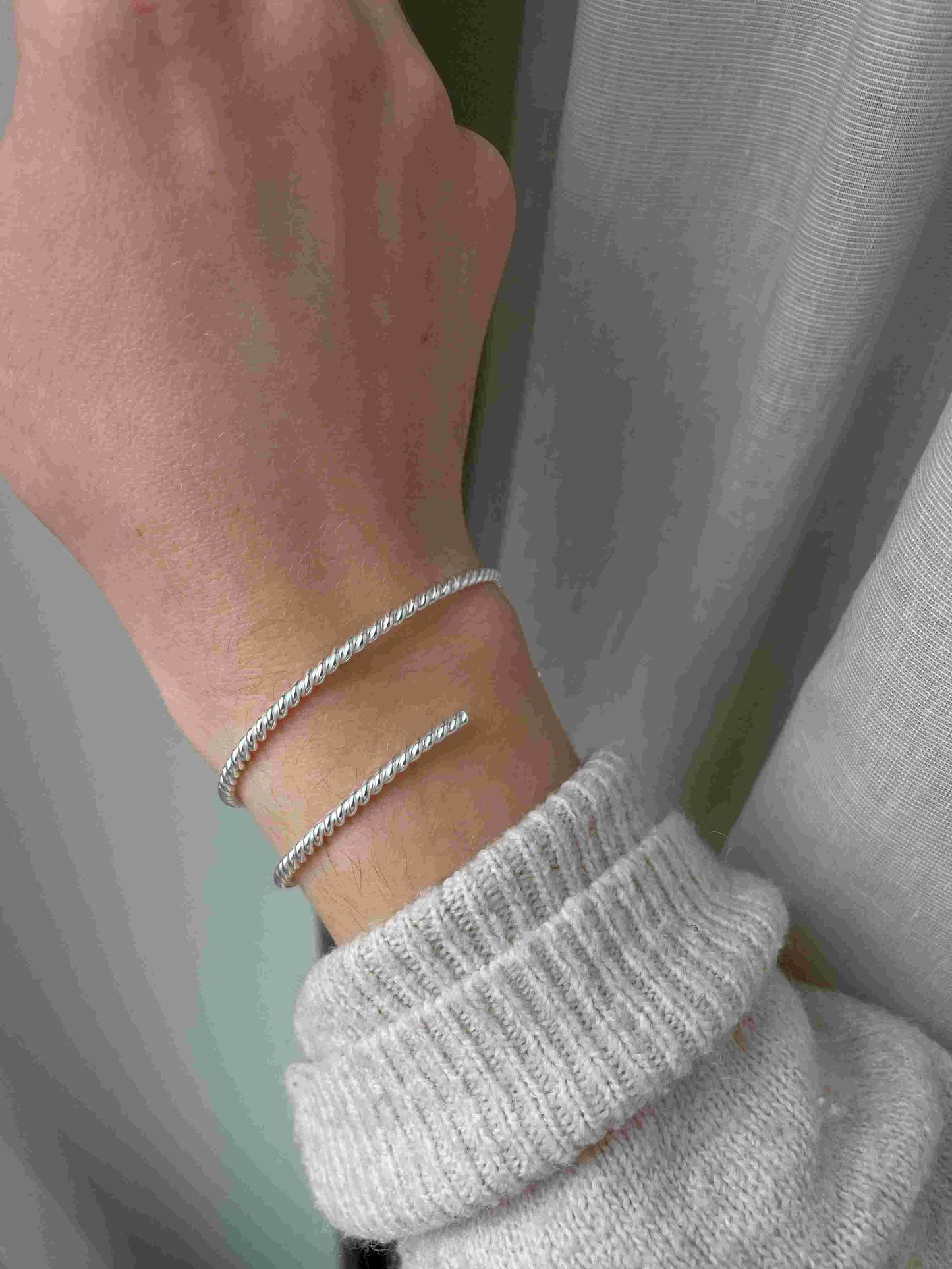 Armspange swirl silber - noёmvri fashion label