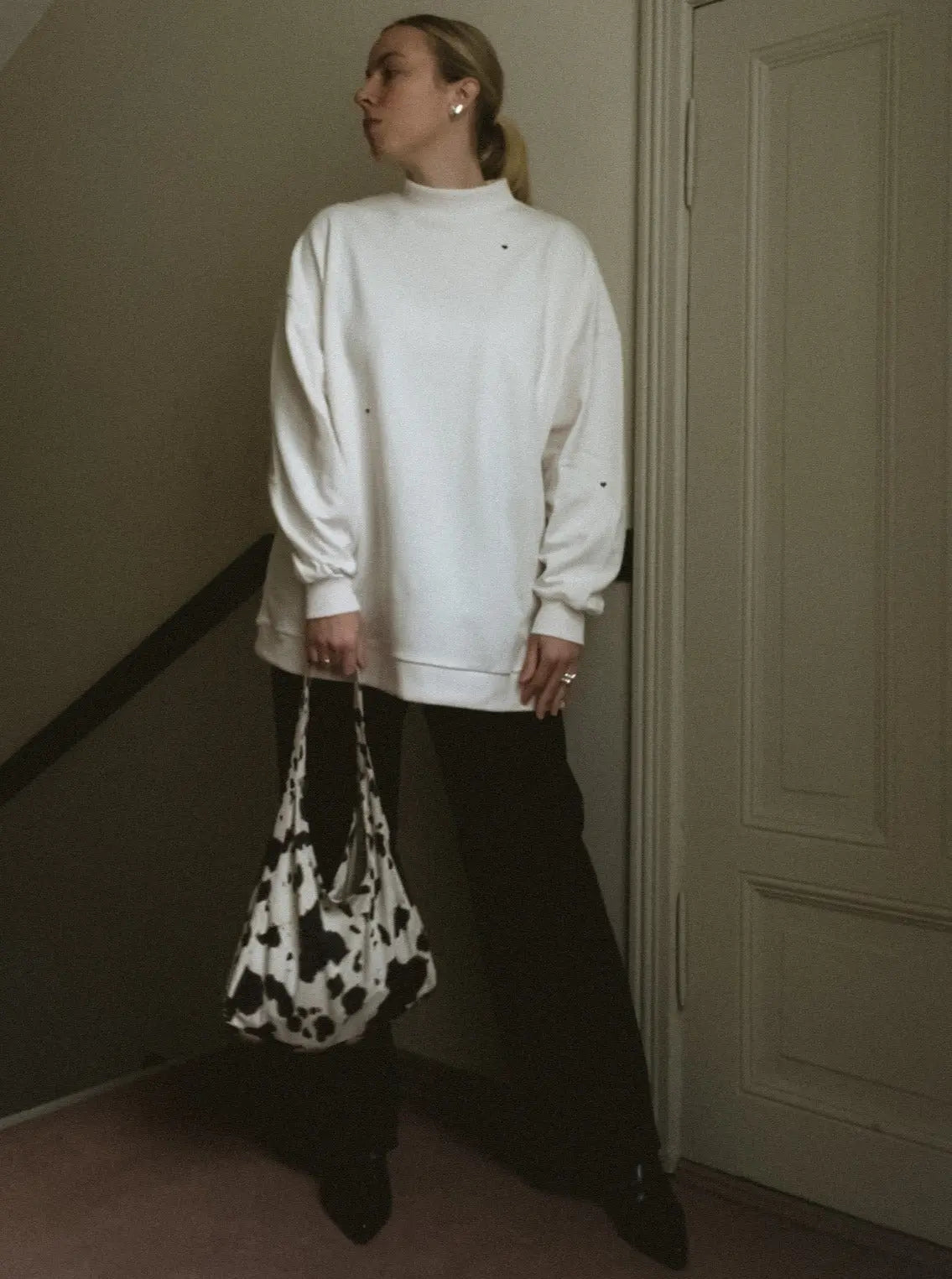 BLACK HEART - Sweatshirt - noёmvri fashion label