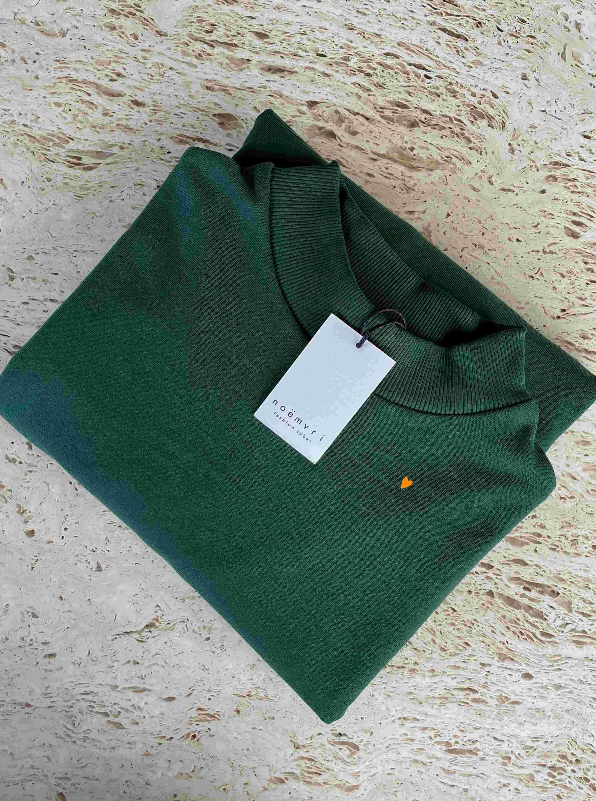 Sweatshirt green mit Herzchen orange - noёmvri fashion label