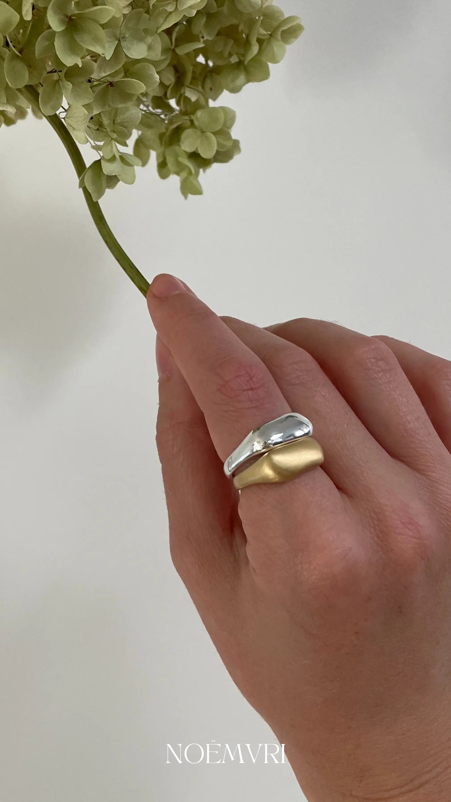 organischer Ring big gold matt - noёmvri fashion label