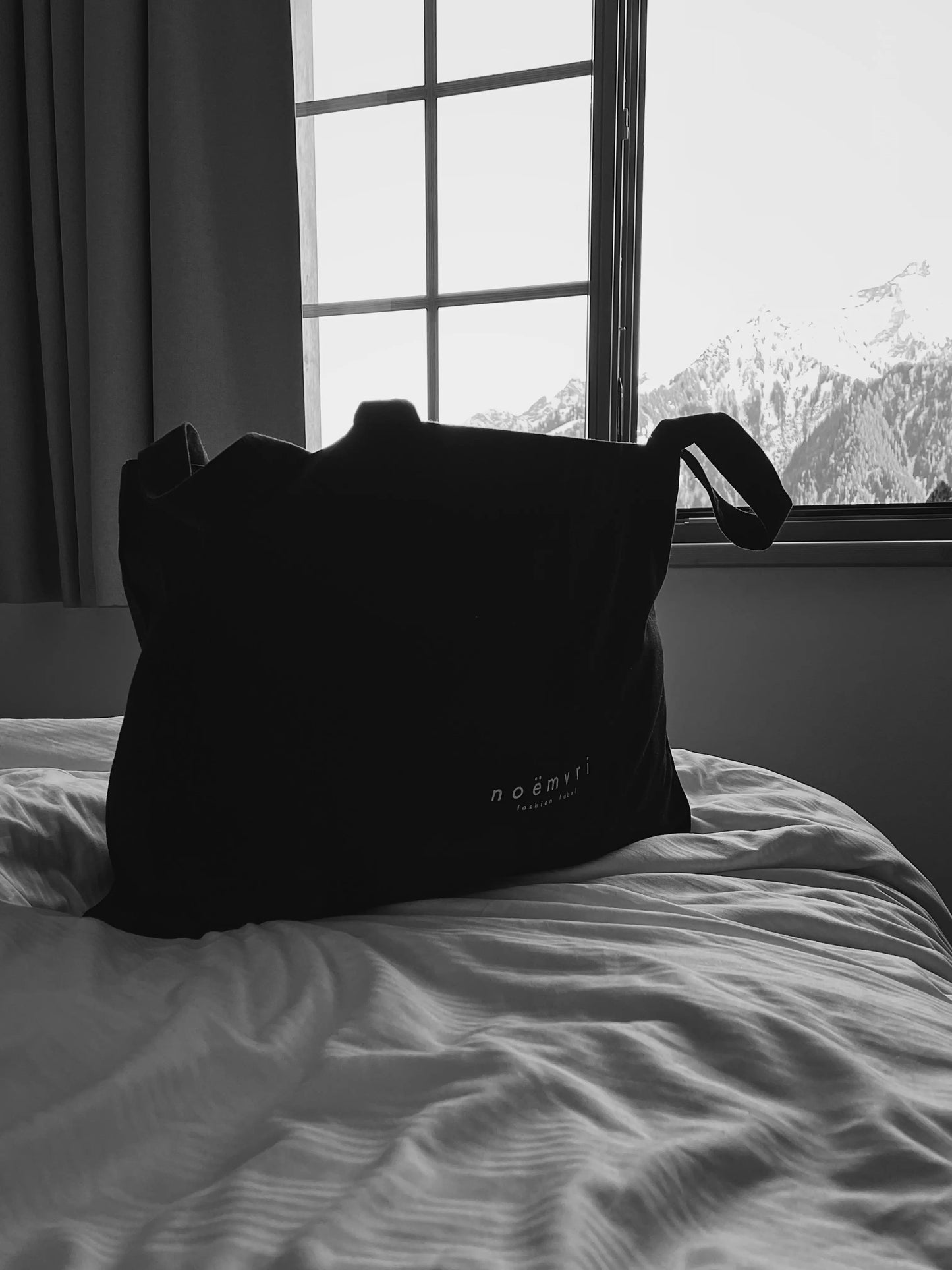 Noëmvri Tote Bag black - noёmvri fashion label