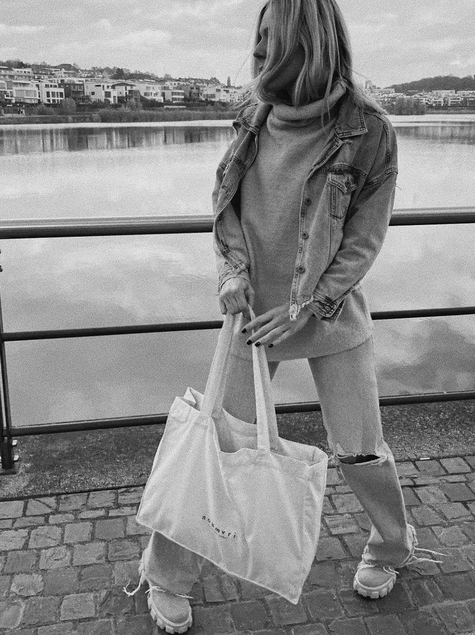 Noëmvri Tote Bag off white - noёmvri fashion label