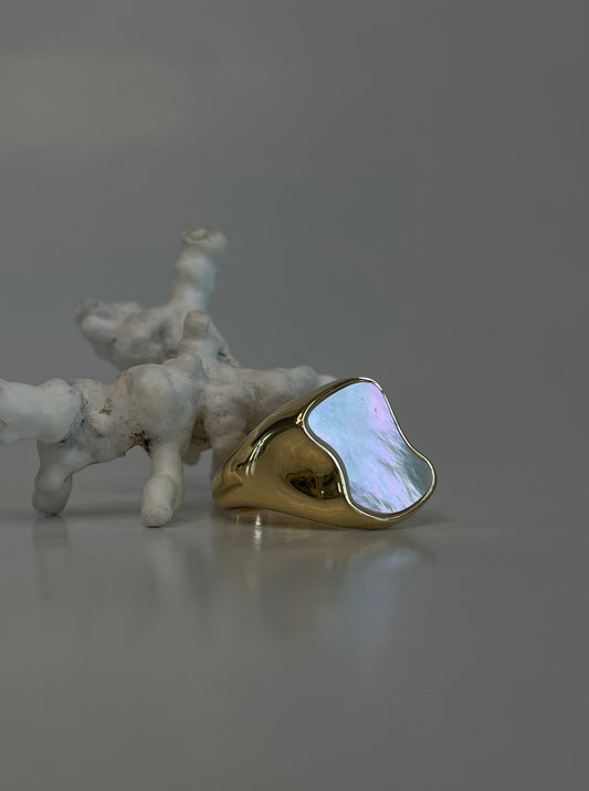 Siegelring gold mit Perlmutteinlage - noёmvri fashion label