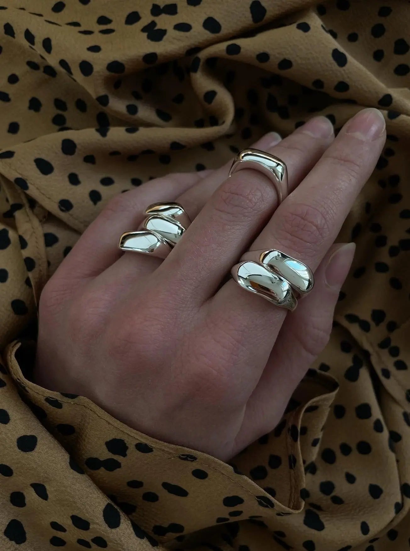 organischer Ring big silber - Ringgröße ermitteln - noёmvri fashion label