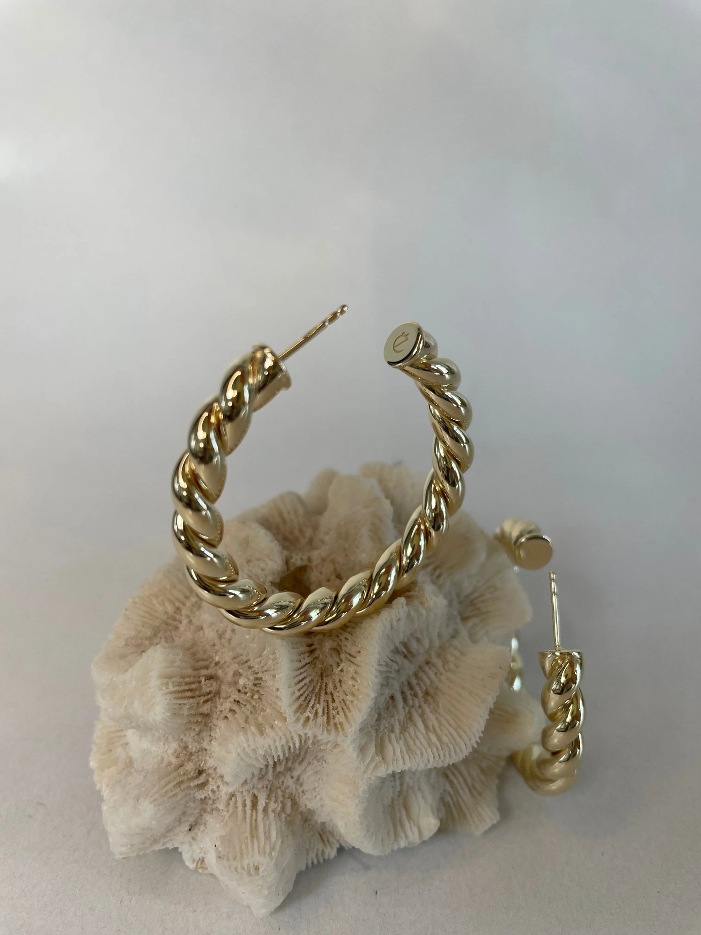 Mia Creole gold big - noёmvri fashion label