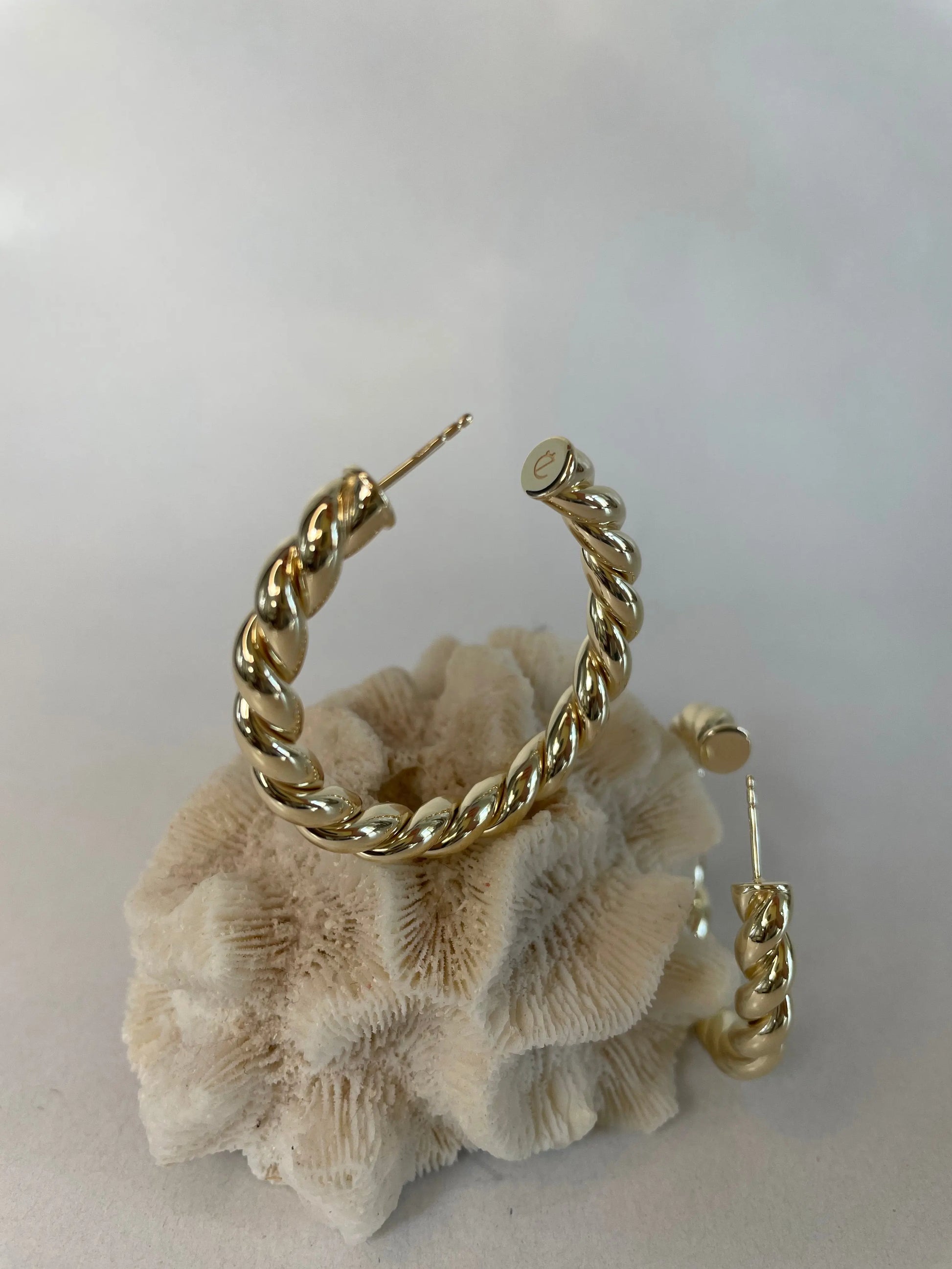 Mia Creole gold big - noёmvri fashion label