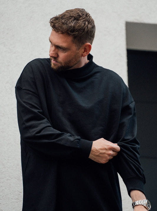 Sweatshirt Turtleneck / black - noёmvri fashion label