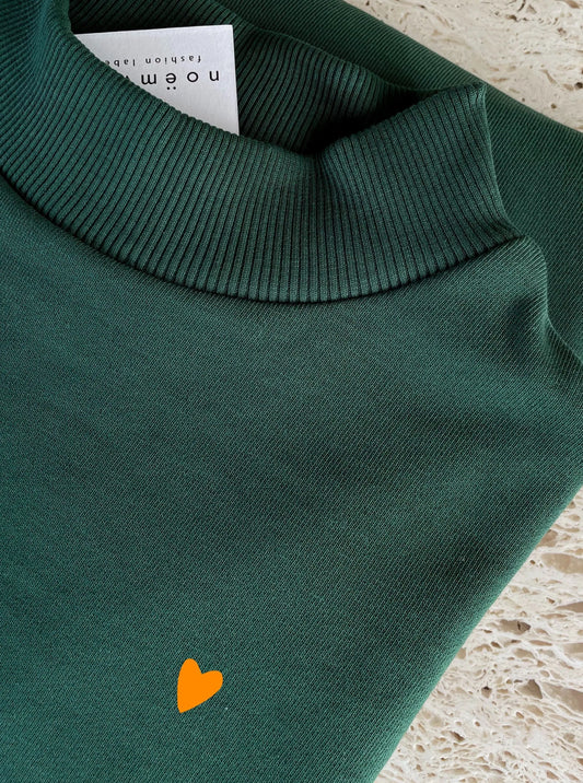 Sweatshirt green mit Herzchen - noёmvri fashion label